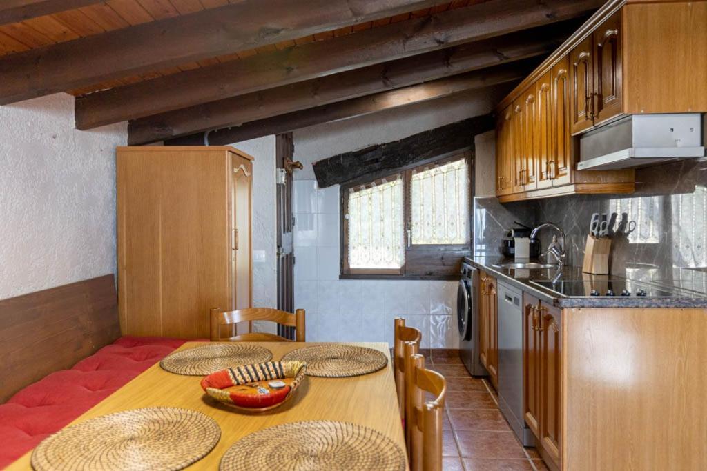 Apartamentos El Coritu Nieda Kültér fotó